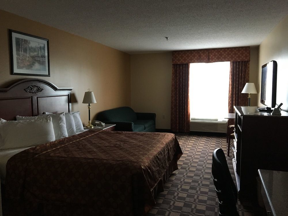Cabot Inn & Suites Lancaster Exteriér fotografie